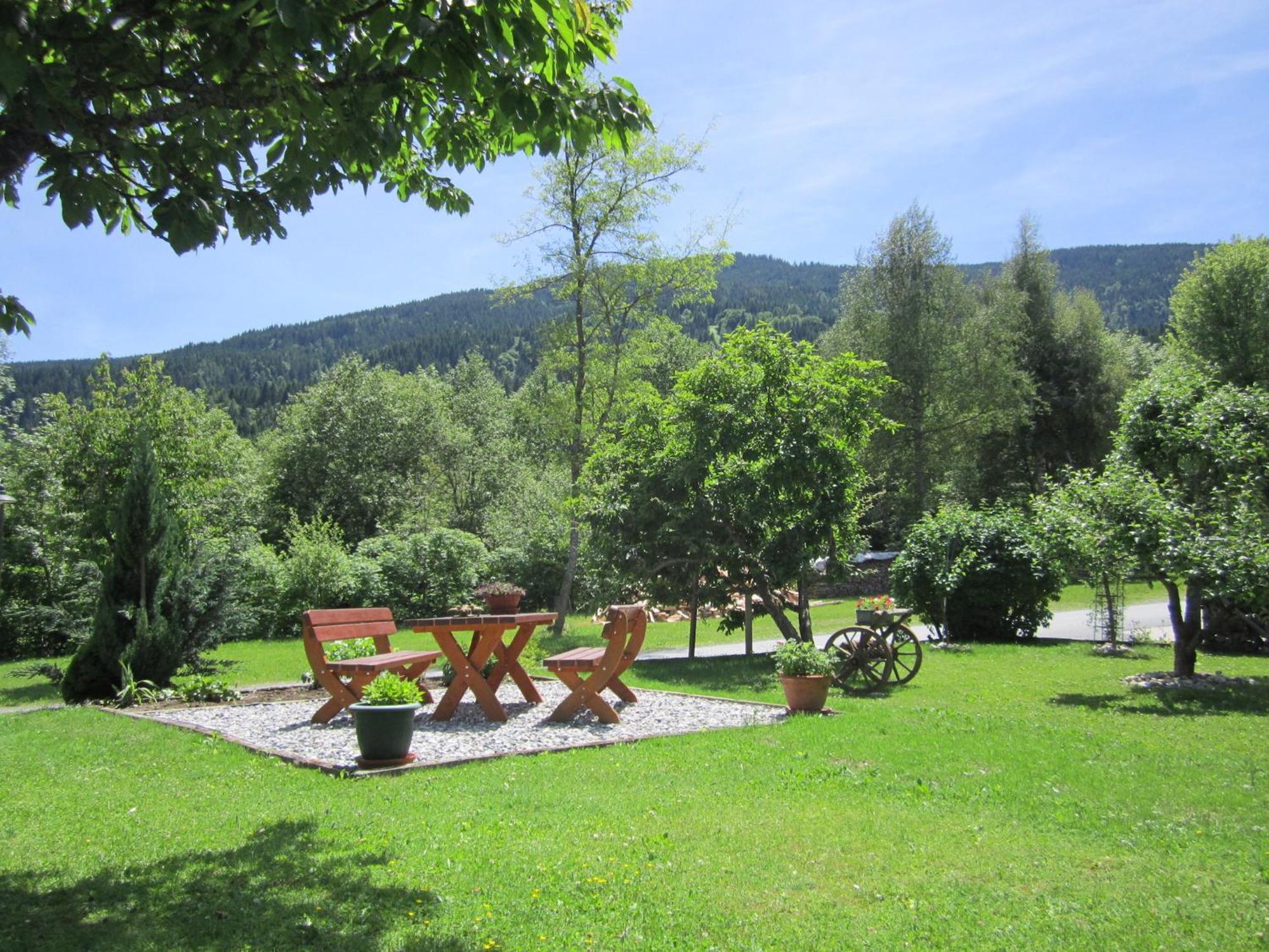 Haus Holunder Weissbriach Appartement Buitenkant foto